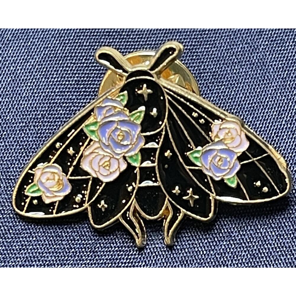 NWOT Moth Butterfly Lapel Pin Brooch Enamel Black Gold Toned Rose Flower